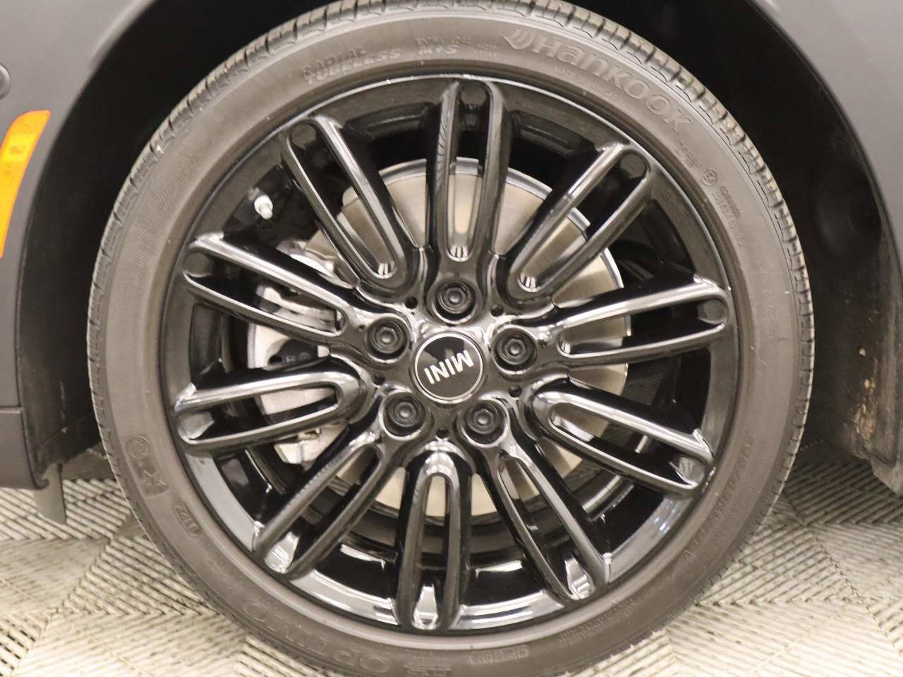 Used 2023 MINI Cooper S FWD image 14