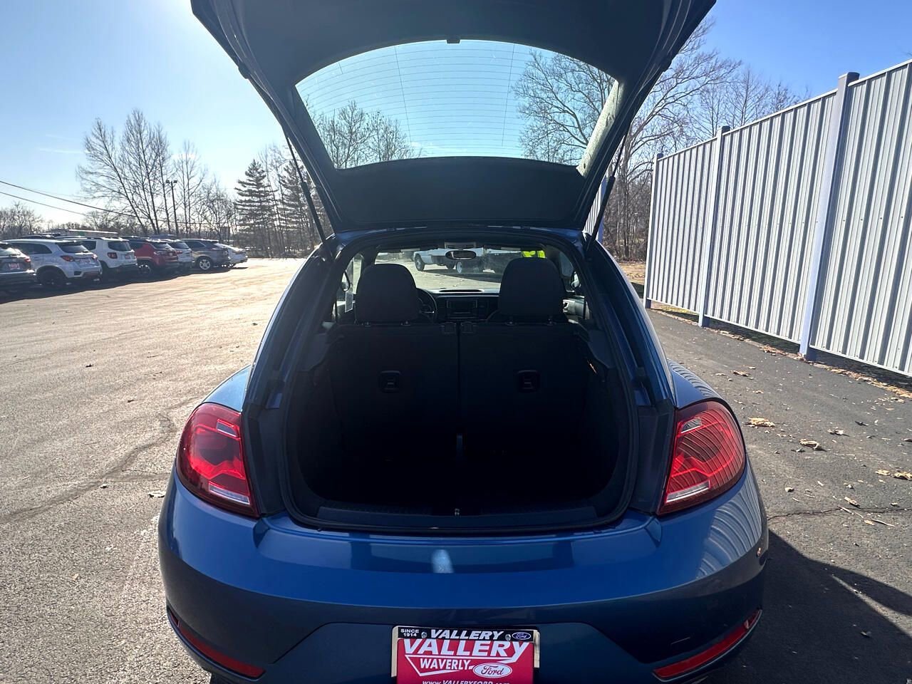 Used 2019 Volkswagen Beetle 2.0T S image 19