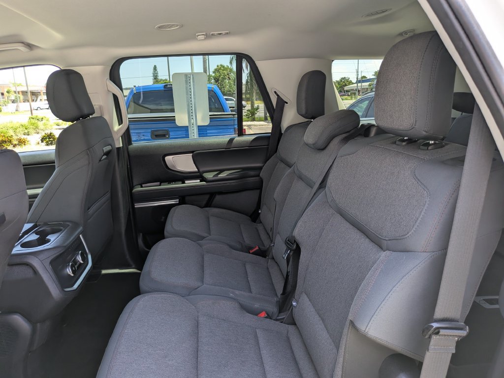 Certified 2025 Ford Expedition Active AWD/4WD image 14