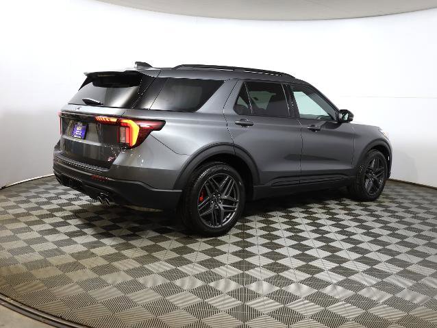 Certified 2025 Ford Explorer ST image 5
