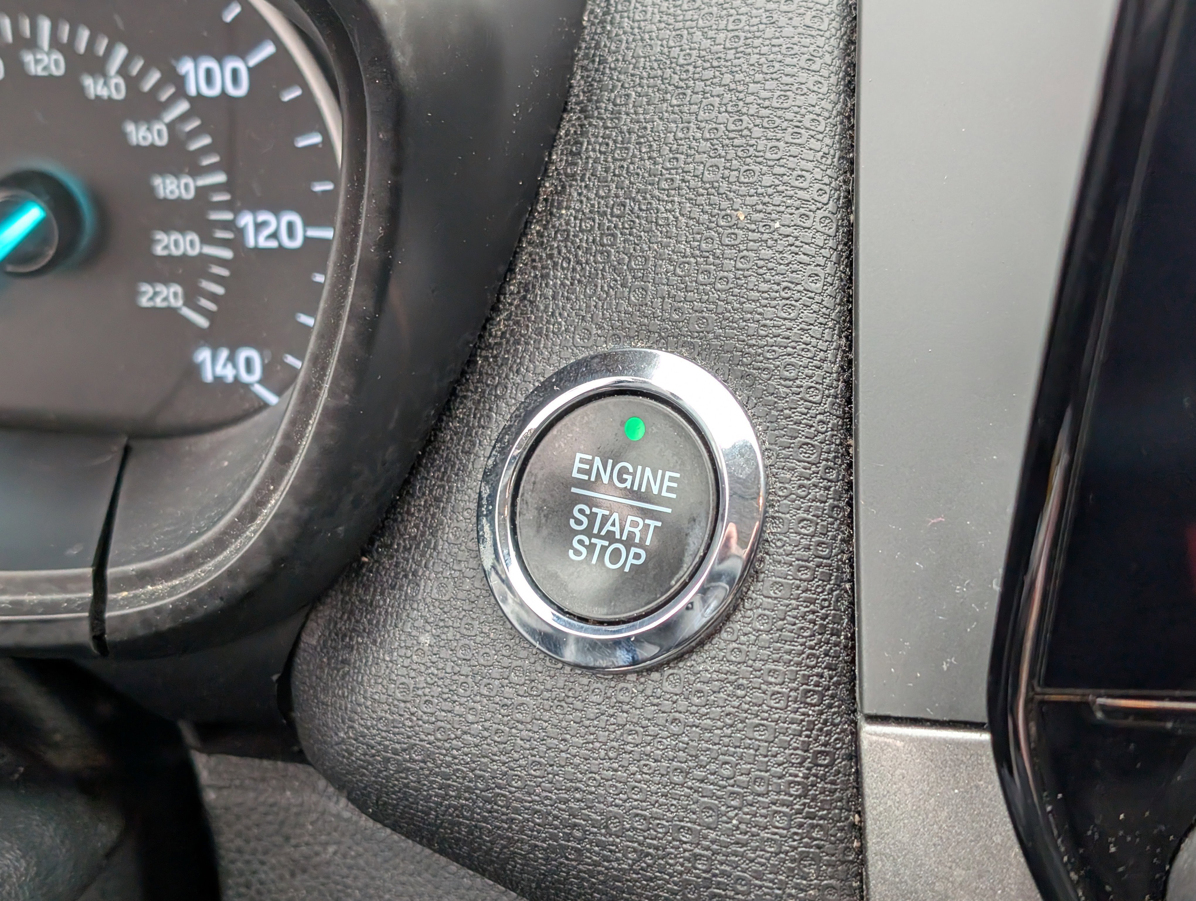 Certified 2020 Ford EcoSport SE image 22