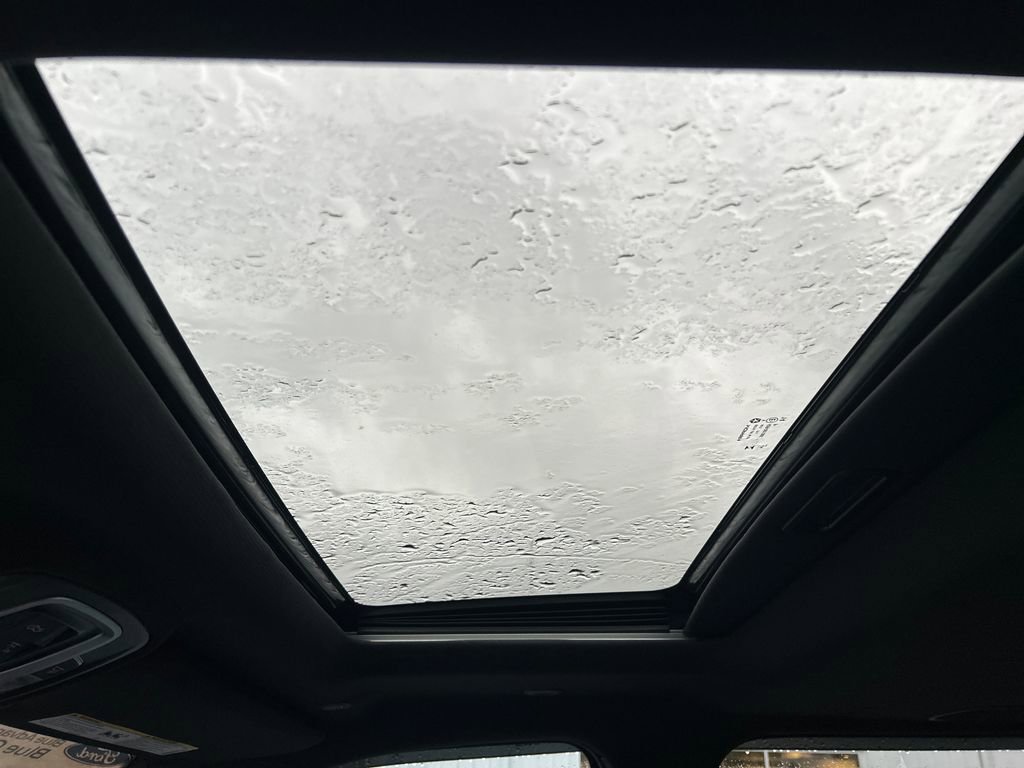 Used 2025 RAM 3500 Laramie image 16