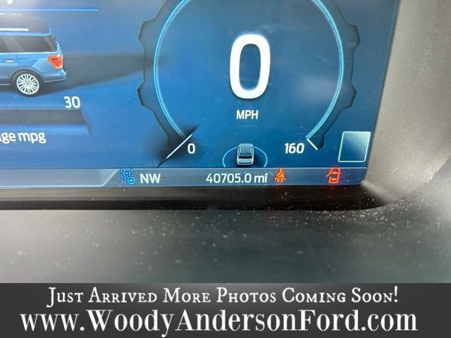 Certified 2023 Ford Expedition Limited image 9