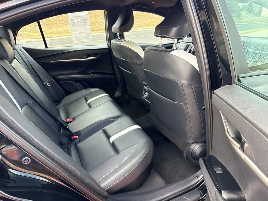 Used 2025 Toyota Camry SE image 22