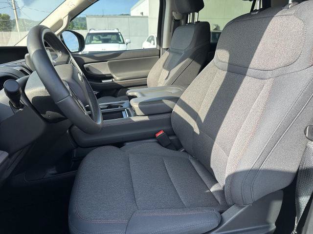 Certified 2025 Ford Expedition Active AWD/4WD image 16