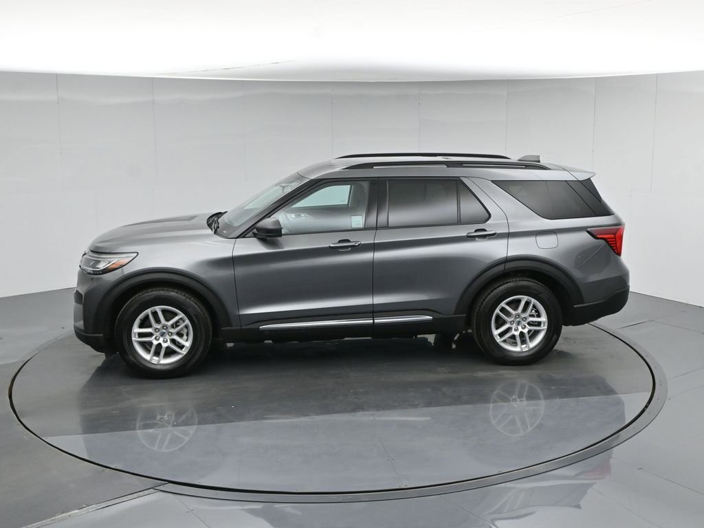 Certified 2025 Ford Explorer Active RWD image 47