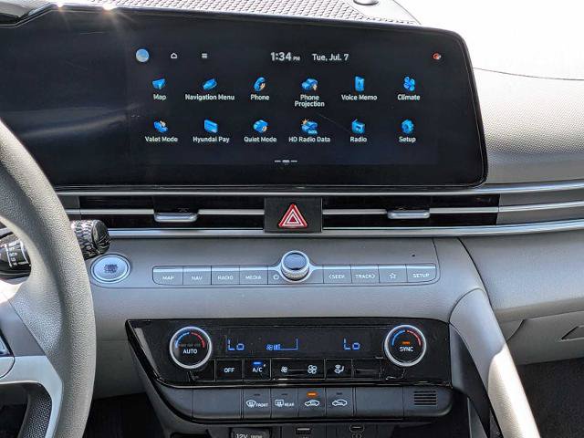 Used 2024 Hyundai Elantra SEL FWD image 21