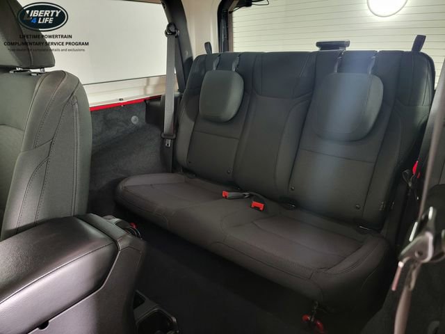 Used 2019 Jeep Wrangler Sport AWD/4WD image 14