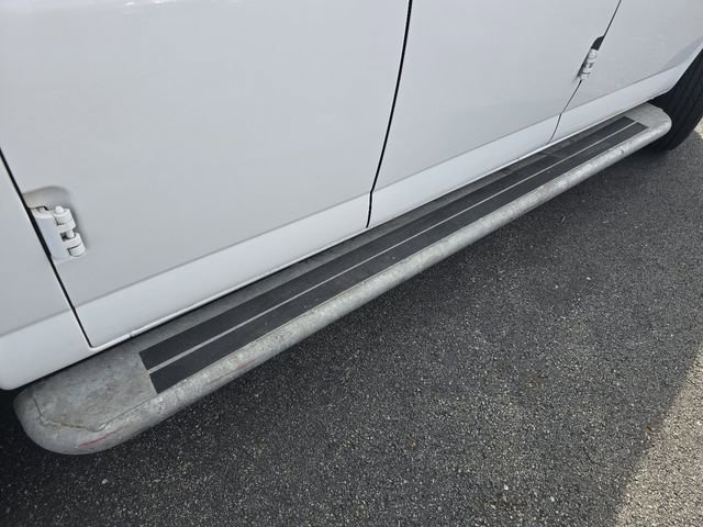 Used 2024 Chevrolet Express 2500 w/ Driver Convenience Package image 22