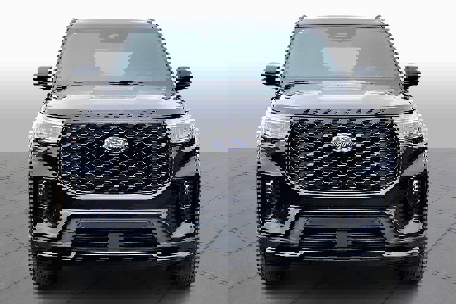 Certified 2025 Ford Explorer ST-Line w/ Premium Package image 7