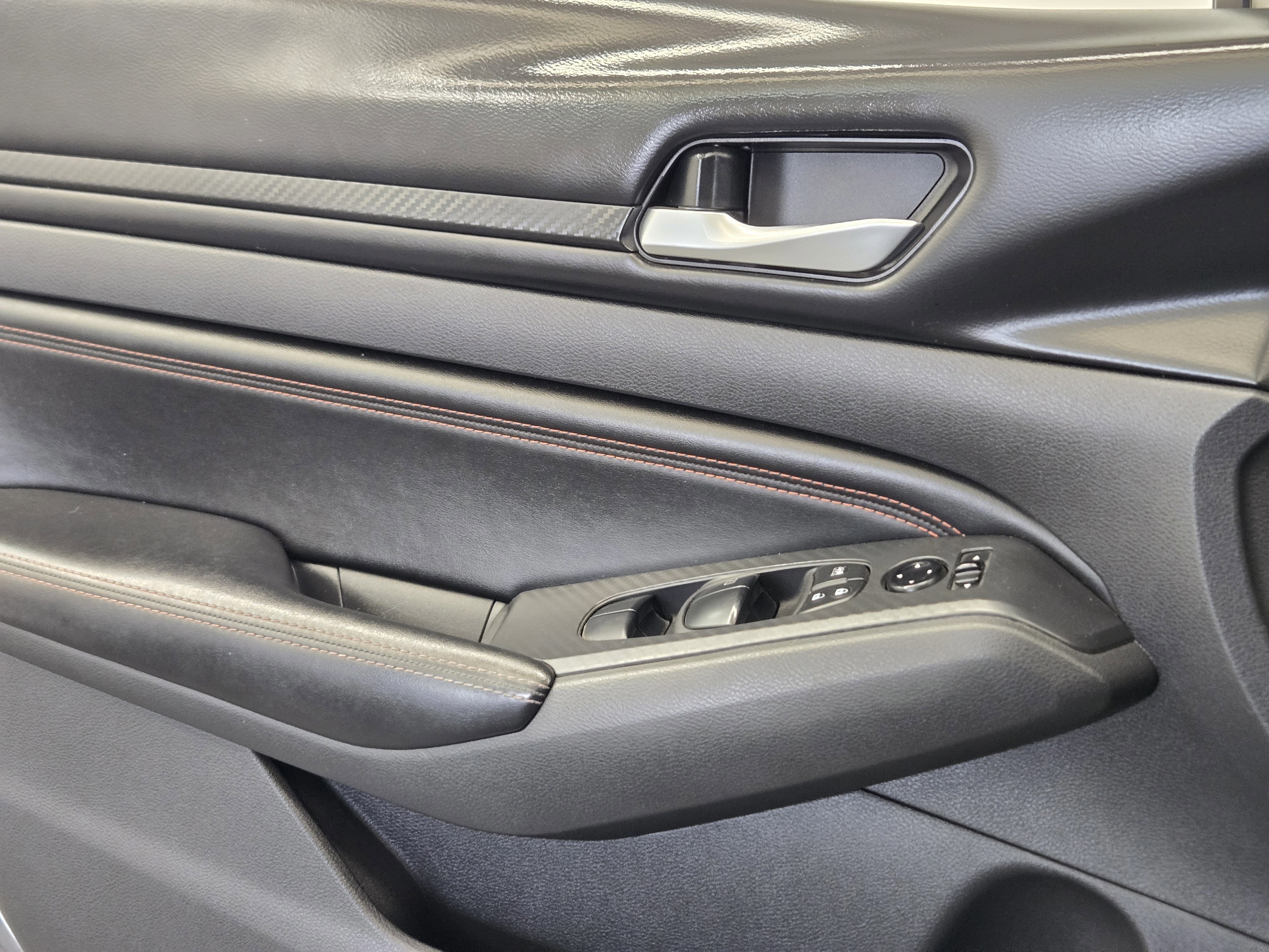 Used 2022 Nissan Altima 2.5 SR w/ Midnight Edition Package image 22