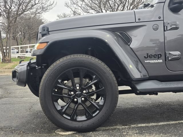 Used 2021 Jeep Wrangler Unlimited Sahara AWD/4WD image 9