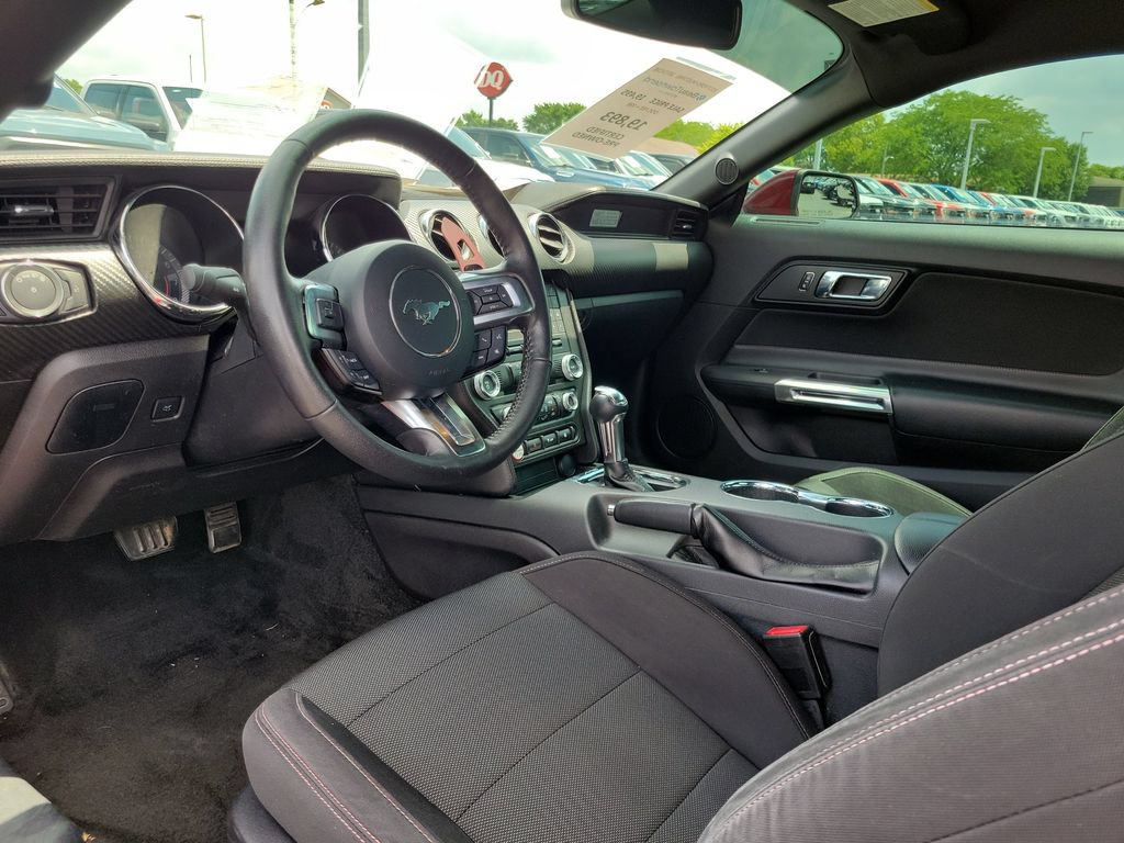 Certified 2017 Ford Mustang Coupe RWD image 18