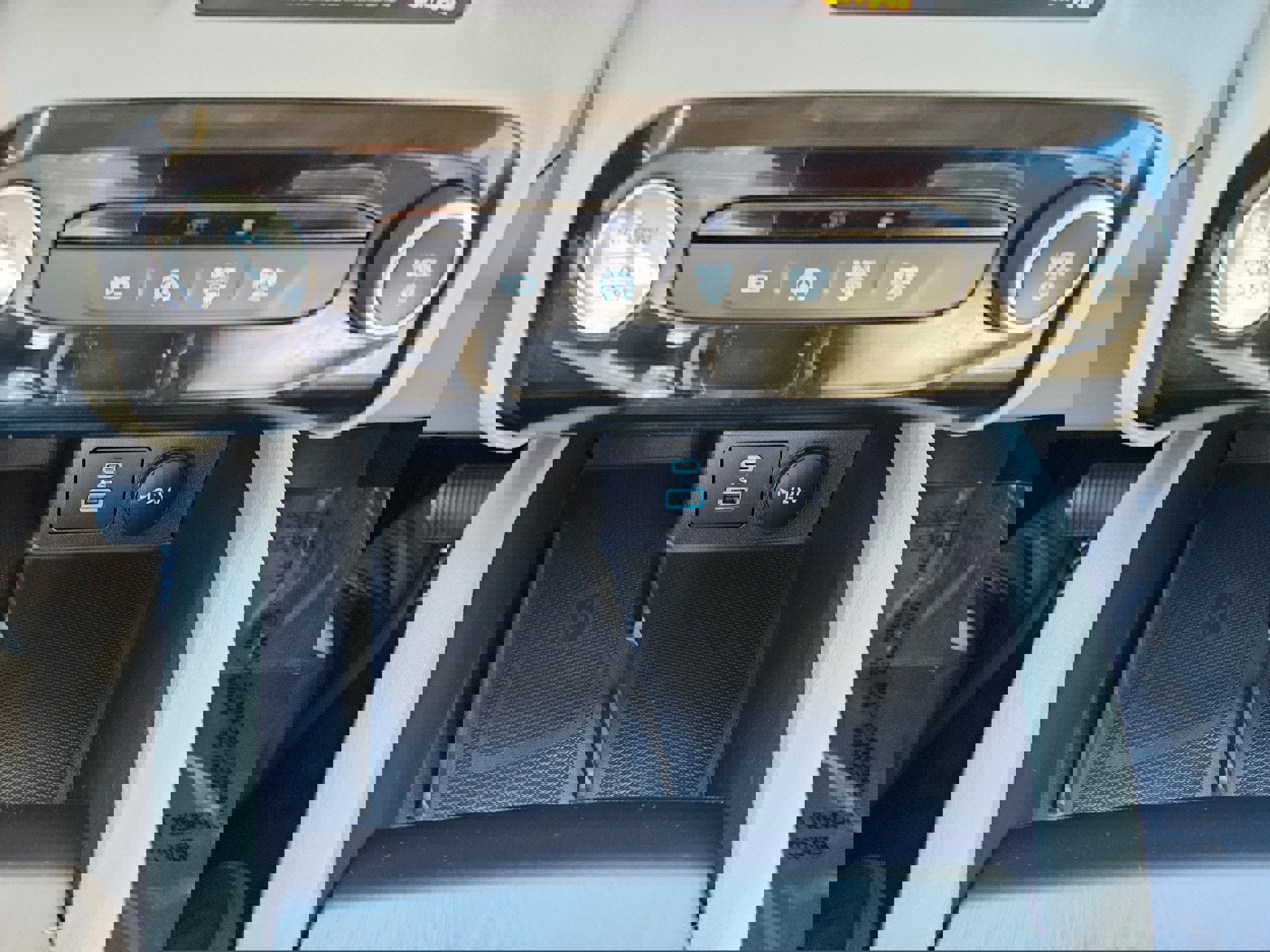 Certified 2023 Ford Escape Active w/ Tech Pack #2 image 20