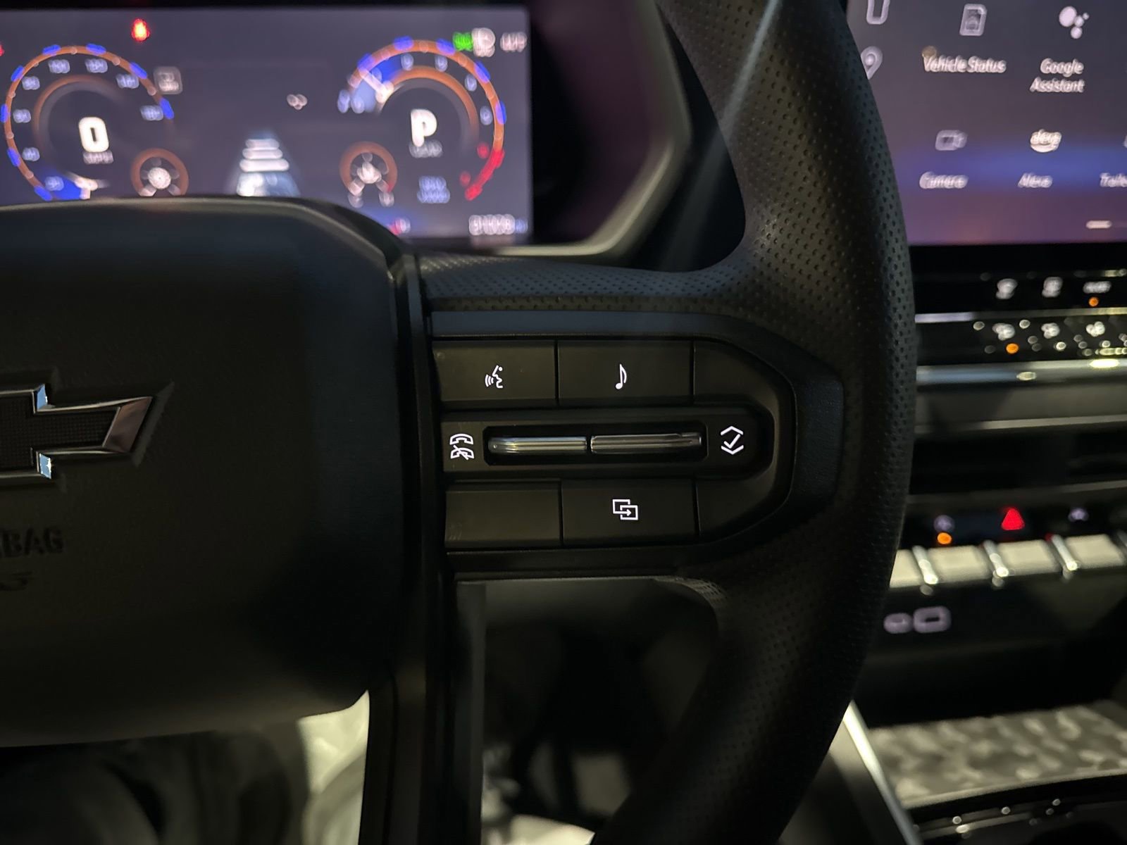 Used 2024 Chevrolet Colorado Trail Boss w/ Advanced Trailering Package image 30