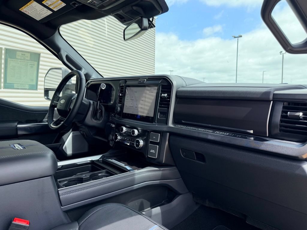 Certified 2026 Ford F250 Platinum AWD/4WD image 17