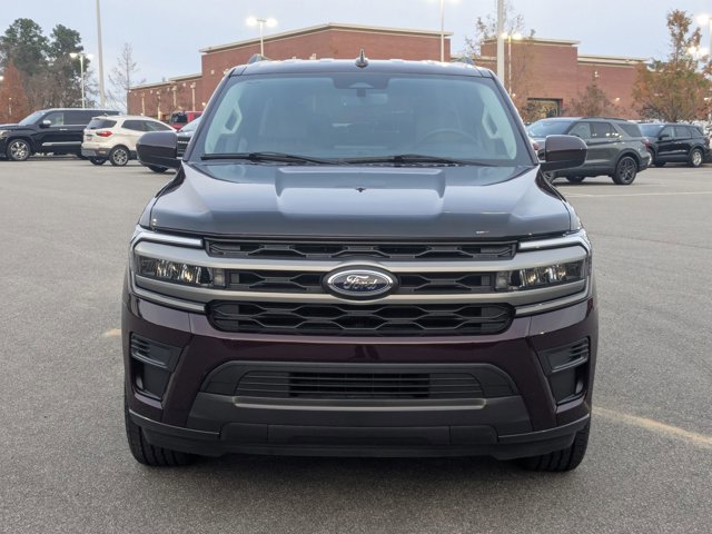 Certified 2024 Ford Expedition Max XLT image 9