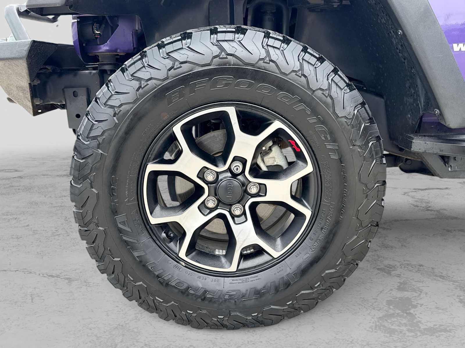 Used 2017 Jeep Wrangler Sport w/ Quick Order Package 24S AWD/4WD image 13