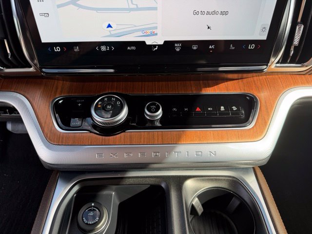Certified 2025 Ford Expedition King Ranch AWD/4WD image 24