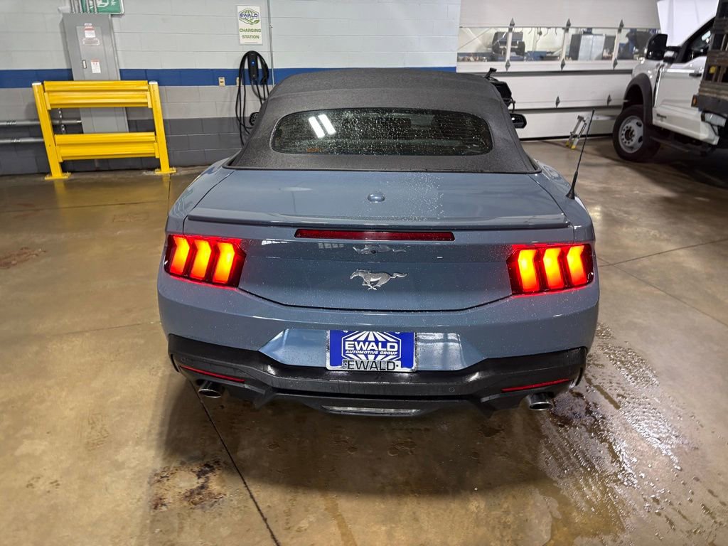 Certified 2025 Ford Mustang Premium RWD image 5