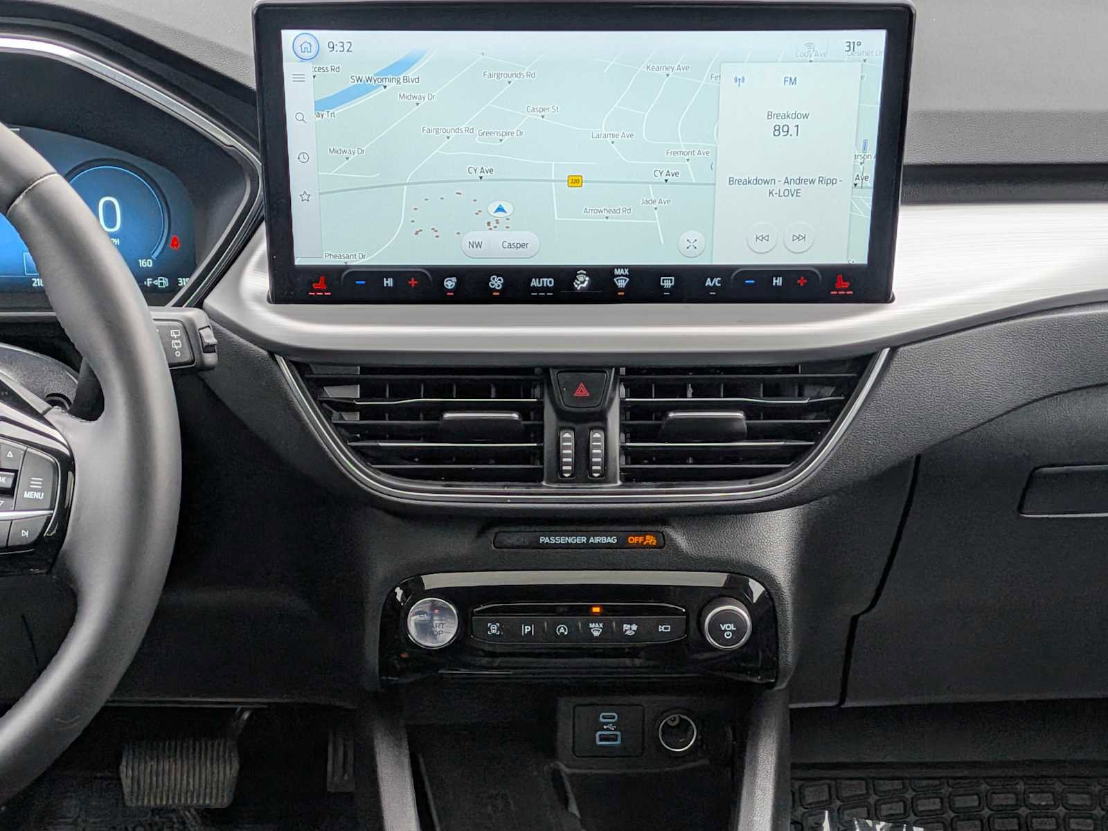 Certified 2023 Ford Escape Platinum w/ Premium Technology Package AWD/4WD image 28