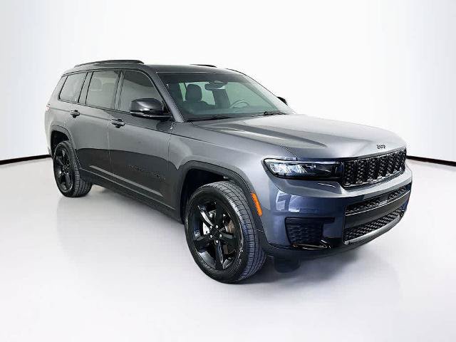 Used 2024 Jeep Grand Cherokee L Altitude RWD image 23