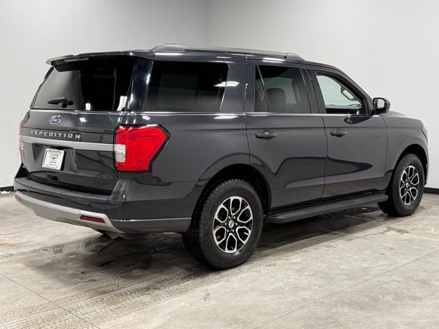 Certified 2024 Ford Expedition XLT image 12