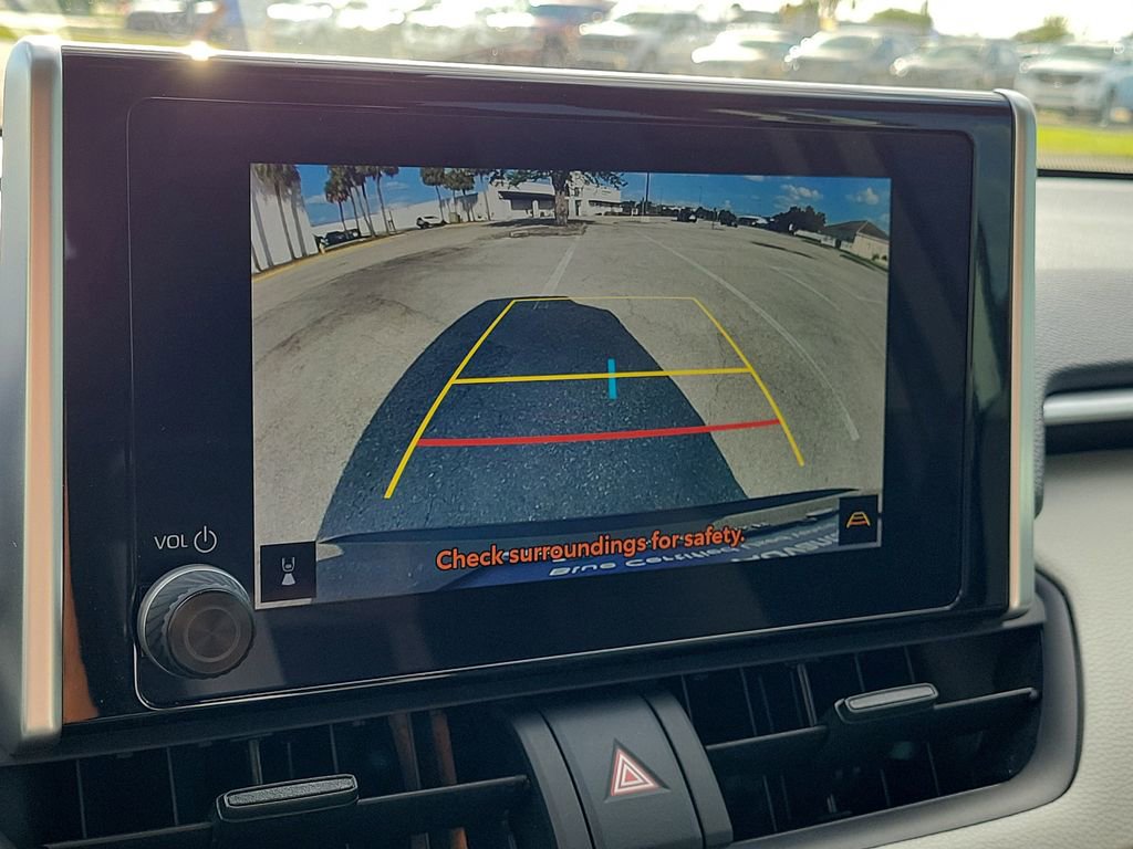 Used 2023 Toyota RAV4 XLE w/ Convenience Package image 30