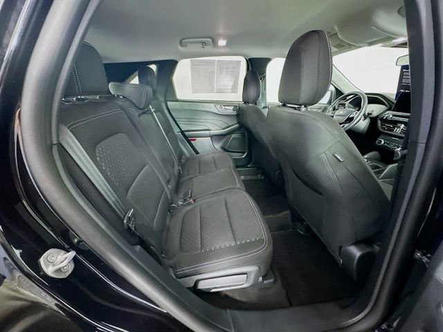 Certified 2025 Ford Escape Active w/ Cold Weather Package FWD image 33