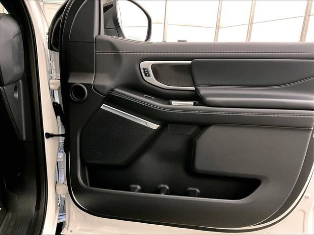 Certified 2025 Ford Expedition Max Platinum w/ Stealth Appearance Package AWD/4WD image 23