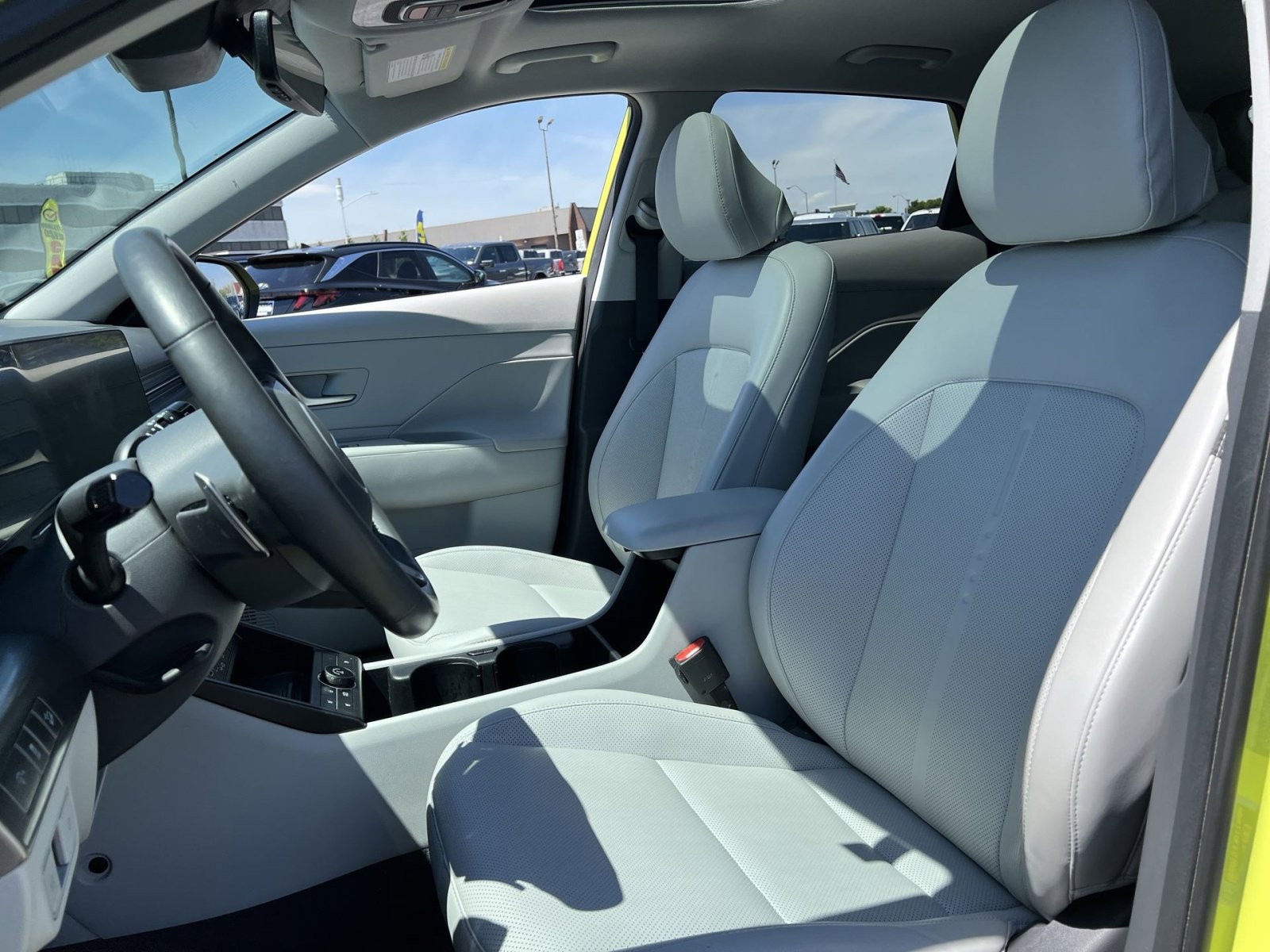 Used 2024 Hyundai Kona Limited AWD/4WD image 21