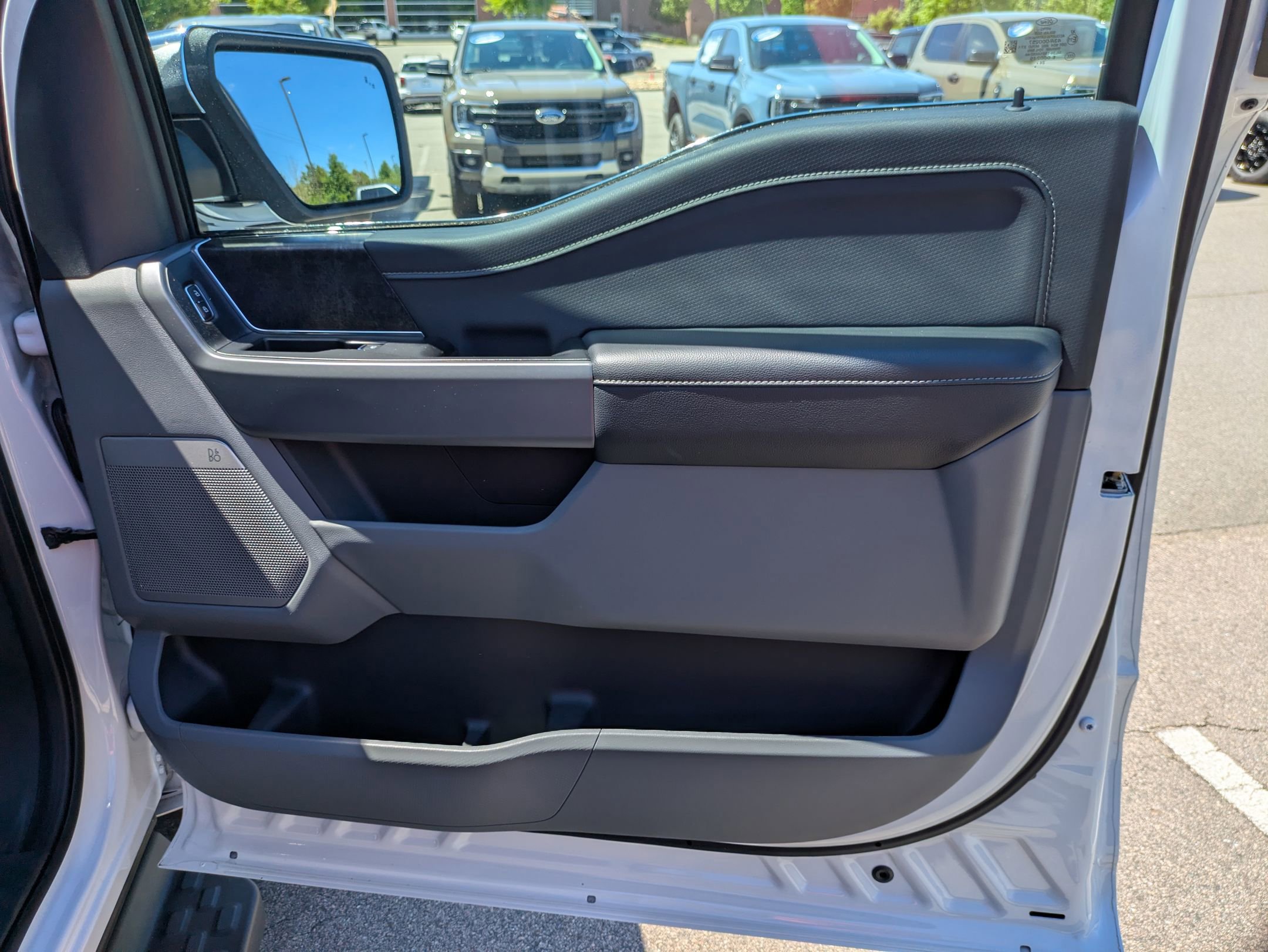 Certified 2025 Ford F150 Lightning Flash AWD/4WD image 46