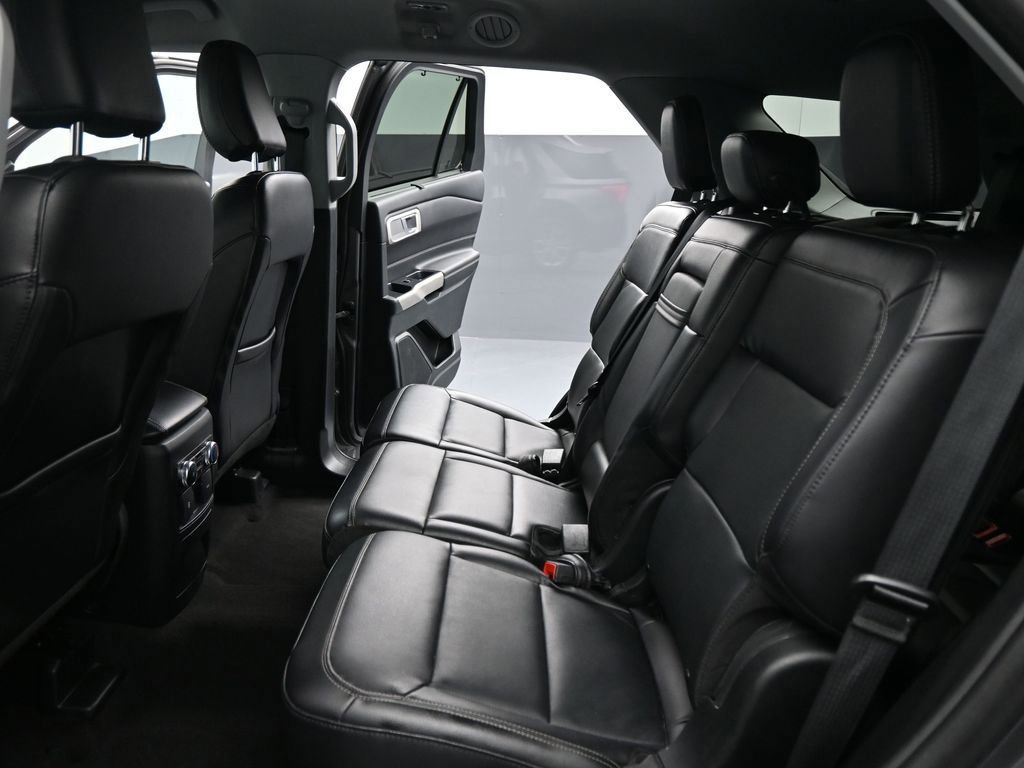 Certified 2023 Ford Explorer Limited image 47