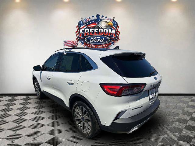 Certified 2021 Ford Escape Titanium AWD/4WD image 5