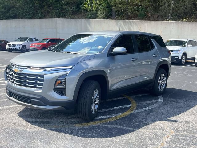 Used 2026 Chevrolet Equinox LT w/ Safety and Technology Package FWD image 8