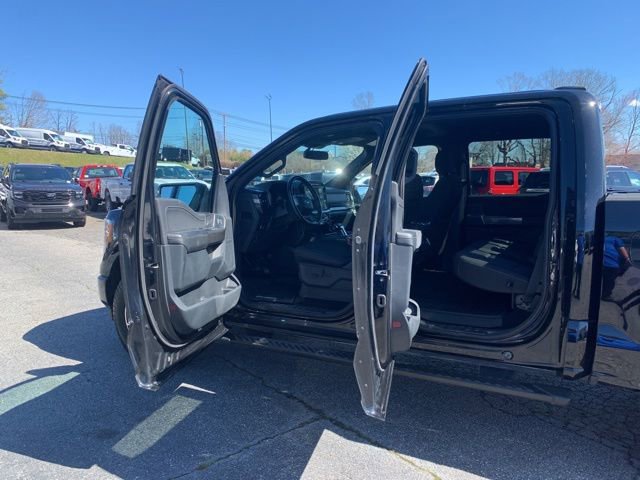 Certified 2022 Ford F150 XLT w/ Equipment Group 302A High image 17