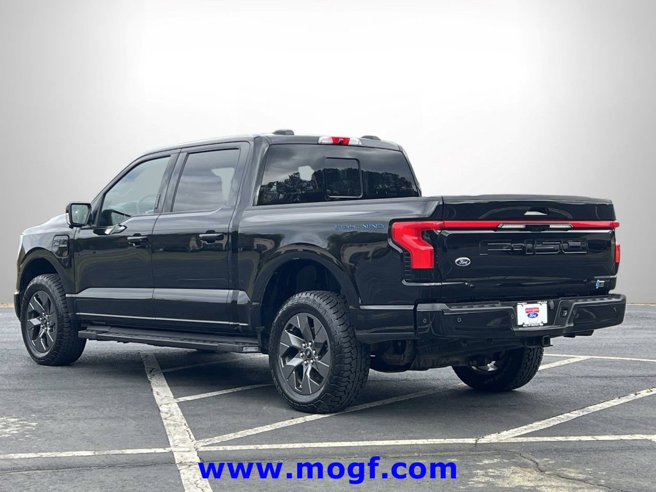 Certified 2023 Ford F150 Lightning Lariat w/ Equipment Group 511A High image 7