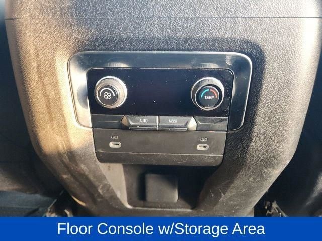 Used 2021 Chevrolet Suburban LS image 21