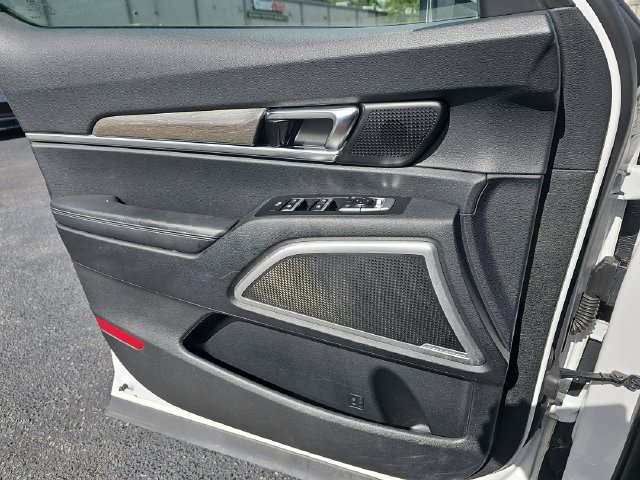 Used 2022 Kia Telluride EX w/ EX Premium Package FWD image 36