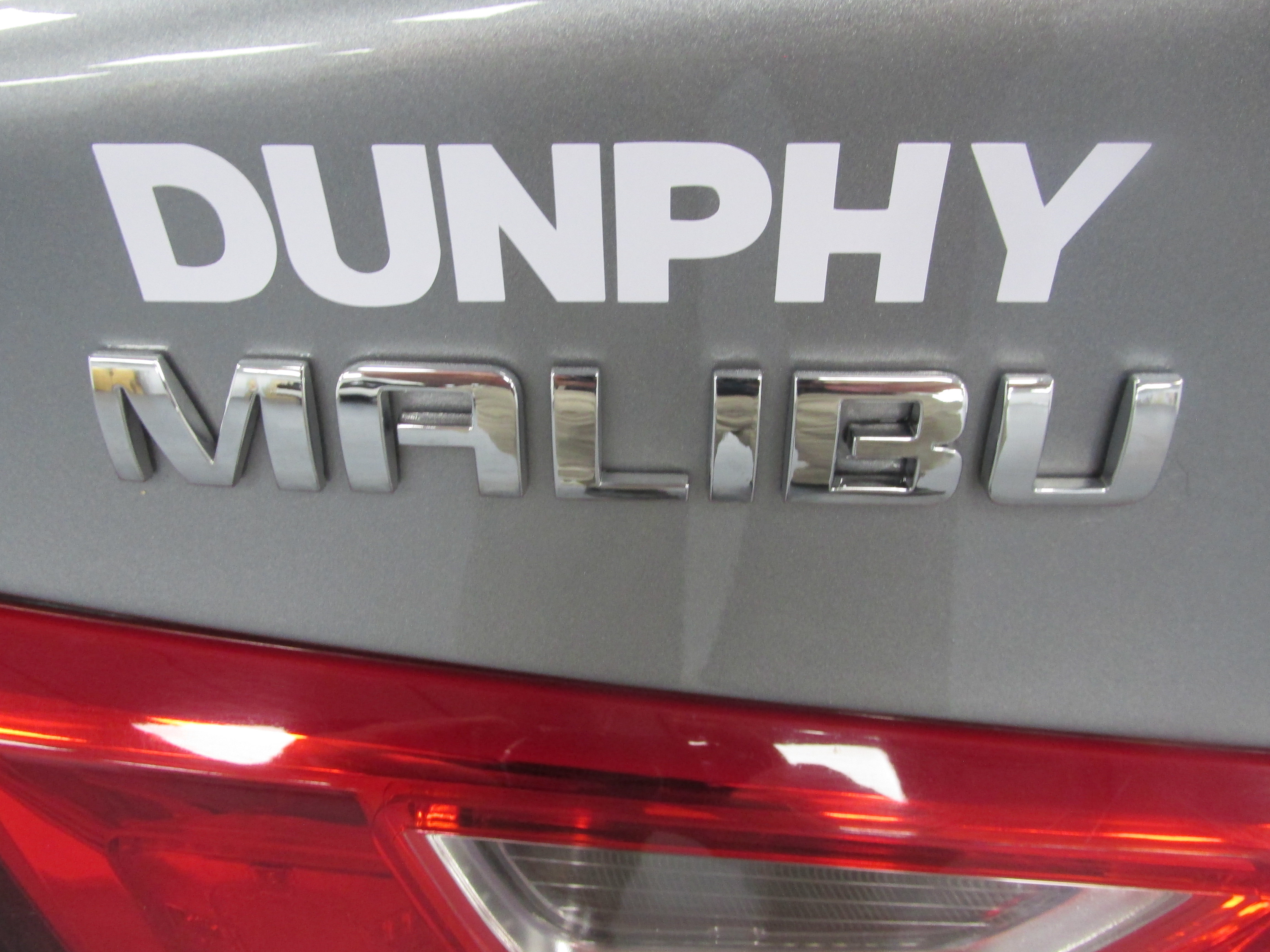 Used 2024 Chevrolet Malibu LT FWD image 18