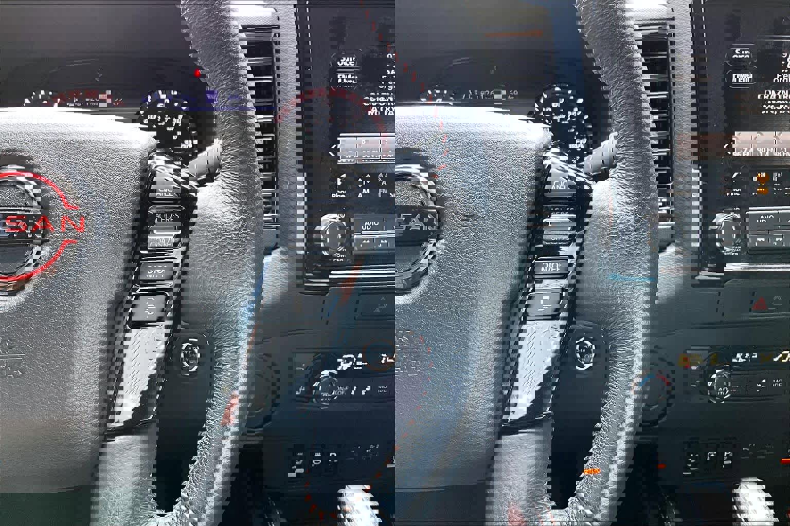 Used 2023 Nissan Frontier Pro-X w/ Pro Convenience Package image 25