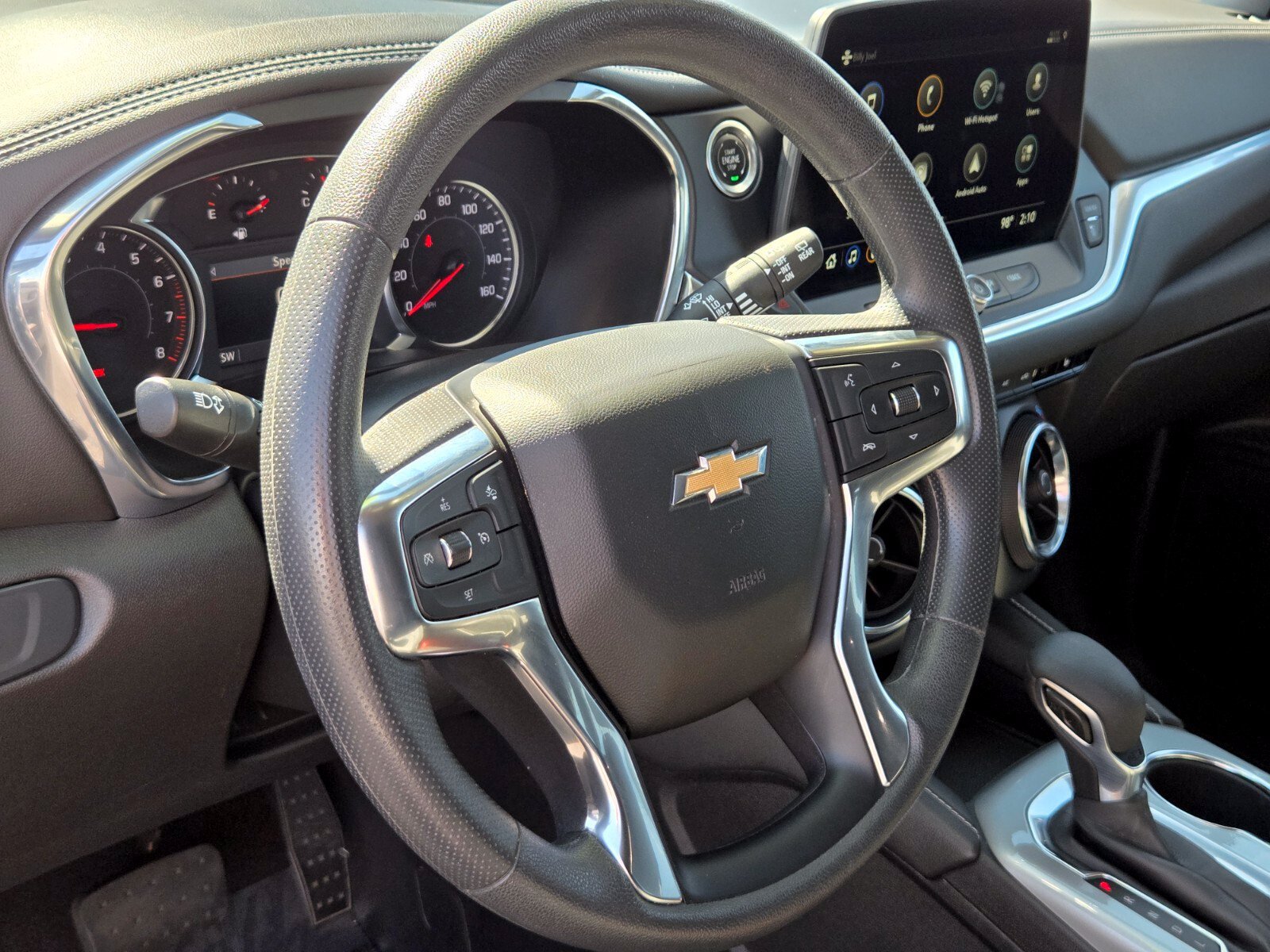 Used 2025 Chevrolet Blazer LT FWD image 18