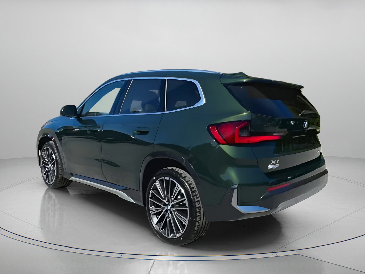 Used 2025 BMW X1 xDrive28i w/ Convenience Package image 14