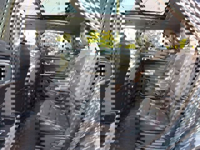 Certified 2022 Ford Explorer XLT w/ Equipment Group 202A image 25