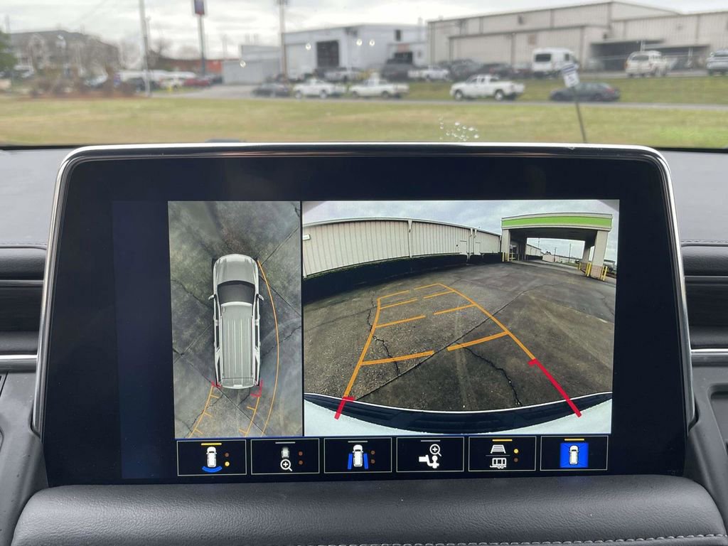 Used 2023 Chevrolet Tahoe LT w/ Luxury Package image 20