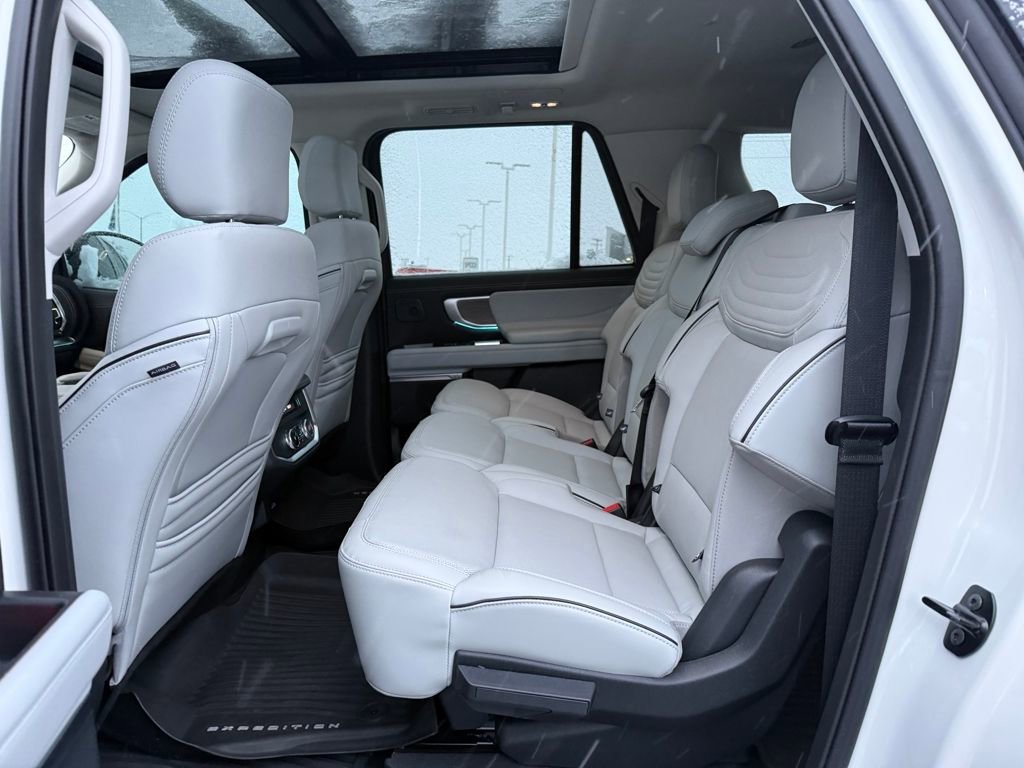 Certified 2025 Ford Expedition Max Platinum w/ Platinum Ultimate Package image 13