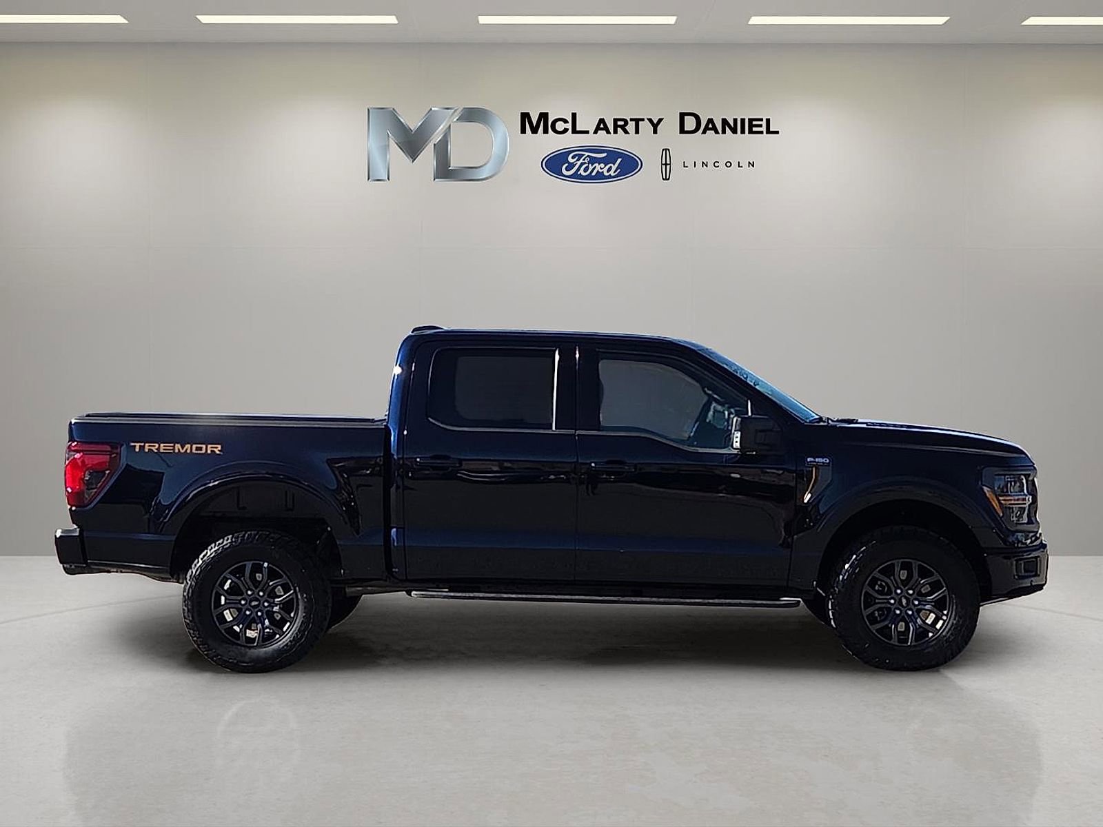Certified 2025 Ford F150 Tremor w/ Tow/Haul Package AWD/4WD image 6