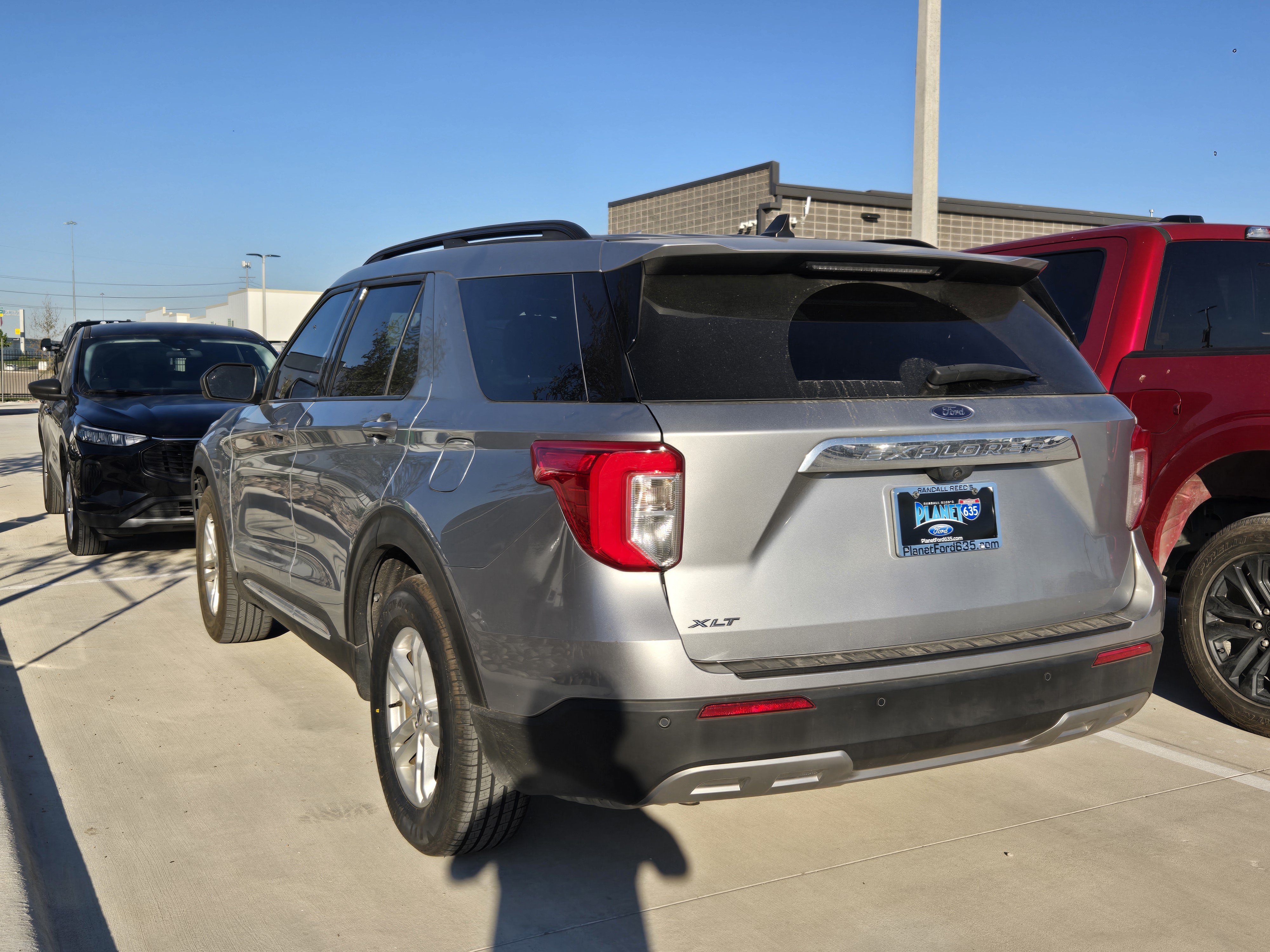 Certified 2023 Ford Explorer XLT w/ Equipment Group 202A RWD image 4