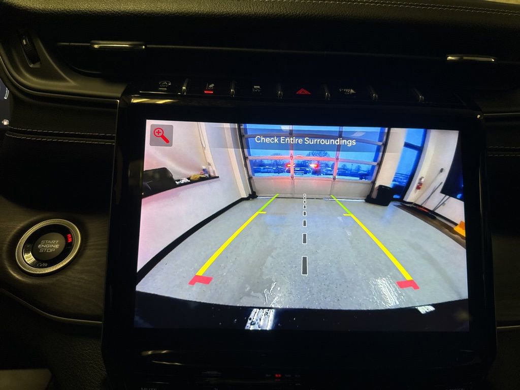 Used 2023 Jeep Grand Cherokee L Limited image 29