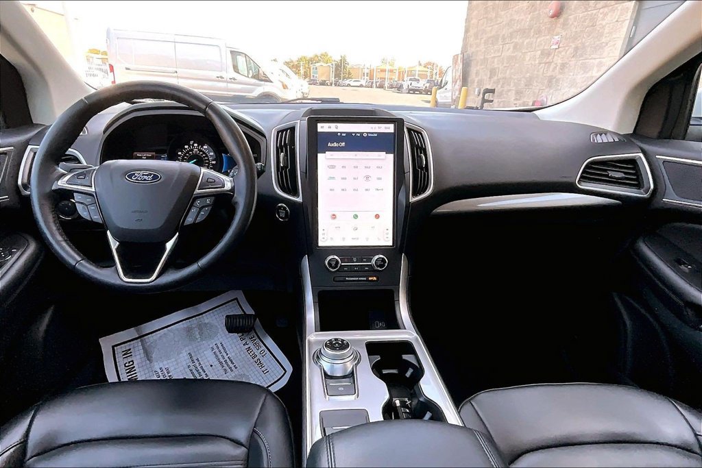 Certified 2024 Ford Edge SEL w/ Convenience Package AWD/4WD image 14